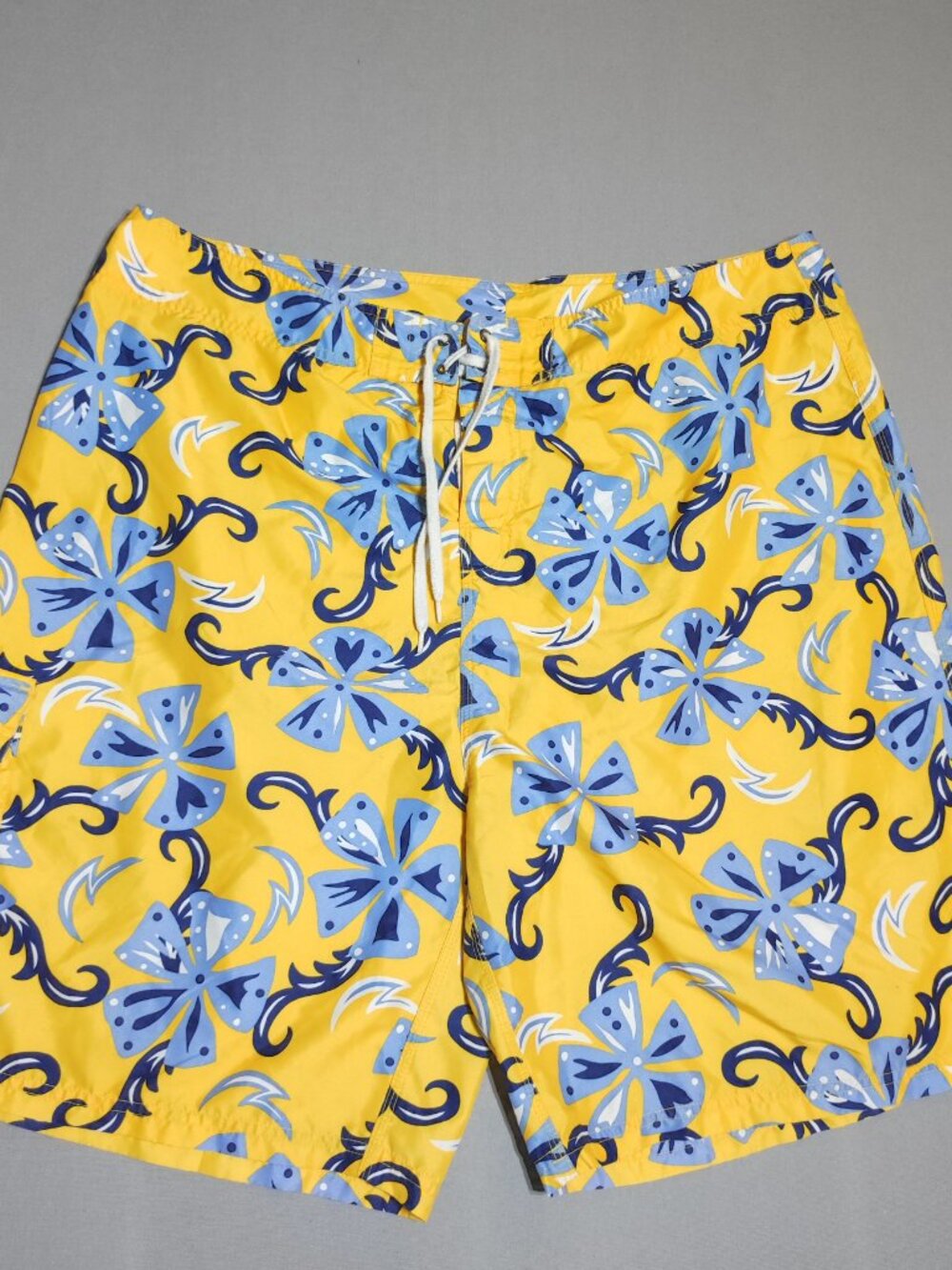 Tera-Gear board shorts men's size XL yellow colour with blue floral design